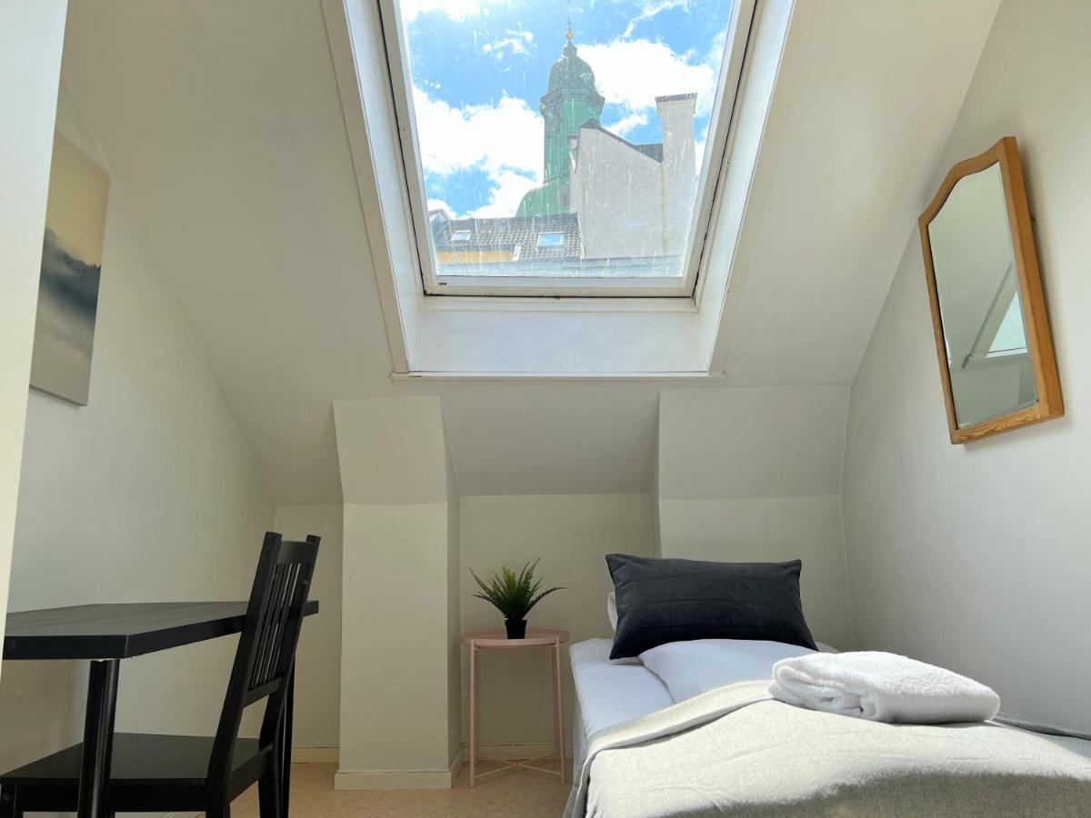 Hostel Fabryka Bergen Zewnętrze zdjęcie